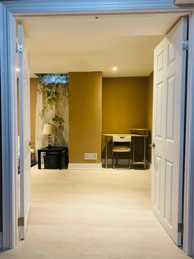 Basement cozy room for female in Short Term Rentals in Oshawa / Durham Region - Image 4