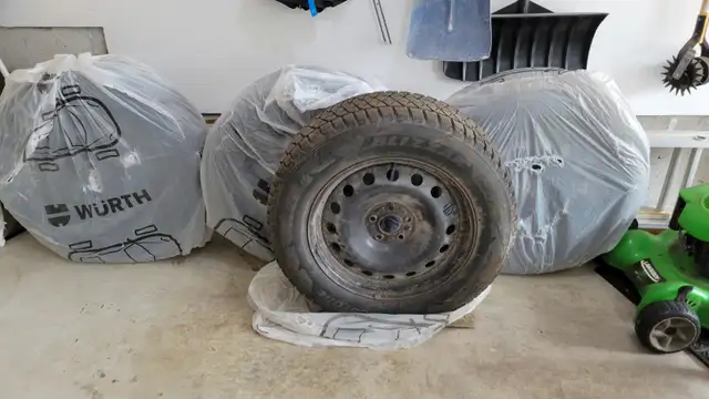 Winter Tires and Floor Mats in Other Parts & Accessories in Peterborough - Image 6