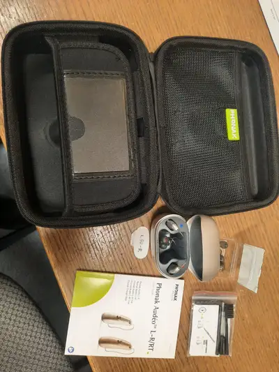 Phonak Audeo Lumity L50-R set. Lightly used for less than 1 year. Purchased 10/31/2024. $900.00