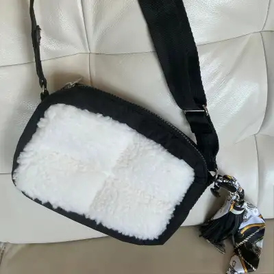 Lesportsac “Ugg’ bag - New!, View more