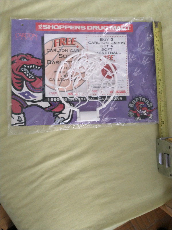 Toronto Raptors 1995-1996 inaugural season hoop and backboard in Arts & Collectibles in City of Toronto - Image 4