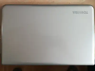Toshiba Satellite C70D-B laptop 17.3" screen, View more