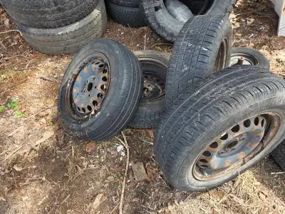 Make me an offer, not sure what the size or bolt pattern is but first come first serve with the best...