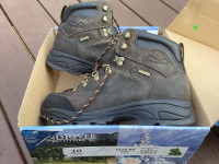 Wind River  T-Max  Insulated Boots