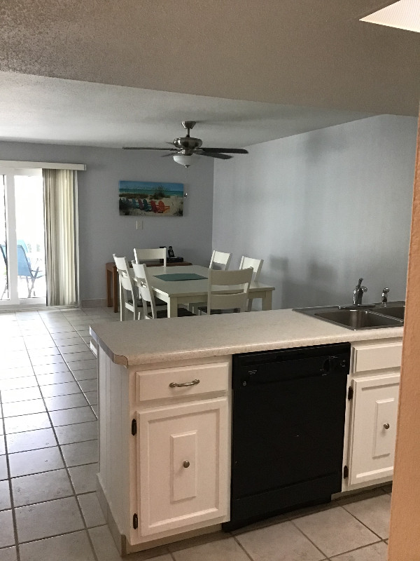 Beachside Corner-Unit W/Partial Gulfview - Pool, Indian Shores in Florida - Image 4