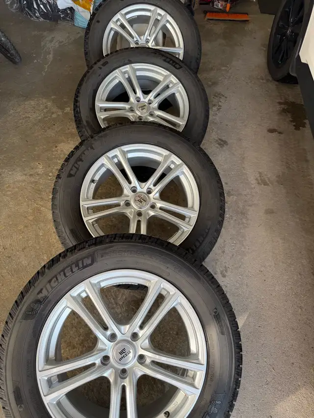 18 inch Alloys with Michelin defender tires (set of 4) in Tires & Rims in Oshawa / Durham Region - Image 4