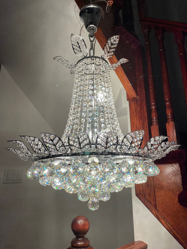 Crystals Light Chandelier  in Indoor Lighting & Fans in City of Toronto - Image 2