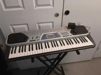 Casio CTK-481 Keyboard with power supply, View more