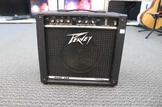 Peavey Rage 158 1980s - Guitar Amp- Black (#5452) in Amps & Pedals in City of Halifax - Image 2