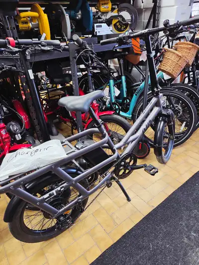 Vélo Électrique neuf cargo , View more