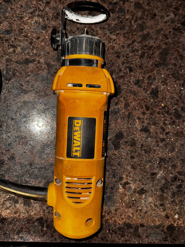 deWalt cut out tool DW660 in Power Tools in Saskatoon - Image 3