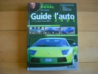 Guide de l'auto 2003, en très bonne condition.