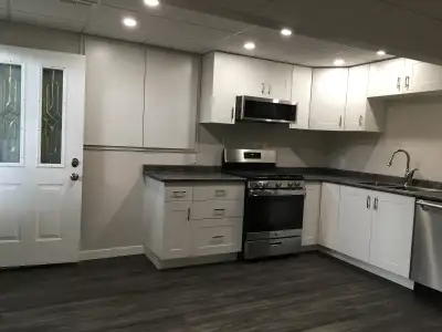 Clean & bright  2 bedroom &1 office  Foothills North Nechacko
