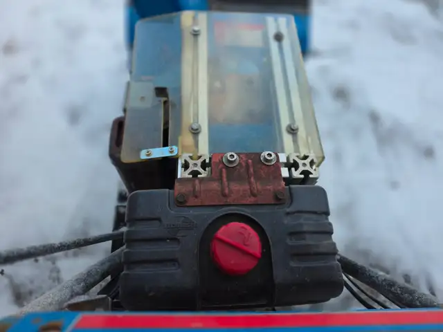 Yamaha YS624 Snowblower With Rubber Tracks Similar To The Honda in Snowblowers in Windsor Region - Image 8