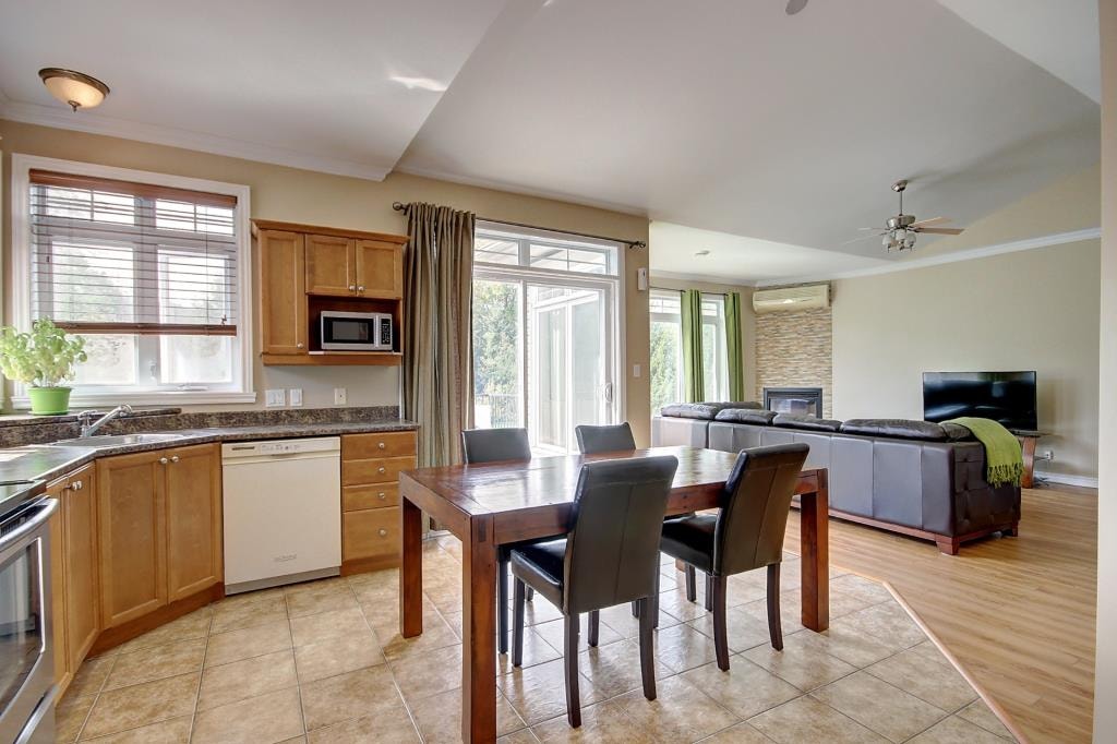Très grand 3,5 à louer à côté d'un lac et Ski Bromont — photo 2