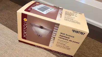 New in open box, never used. Brushed Nickel Finish Model #93250 Item #0197767 737955 932503 LW049001...