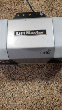 LiftMaster 1/2 hp belt drive garage door opener, myQ compatible