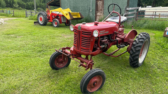 Tractor McCormick Farmall Cub 1947 - mint & running in Other in Revelstoke - Image 4