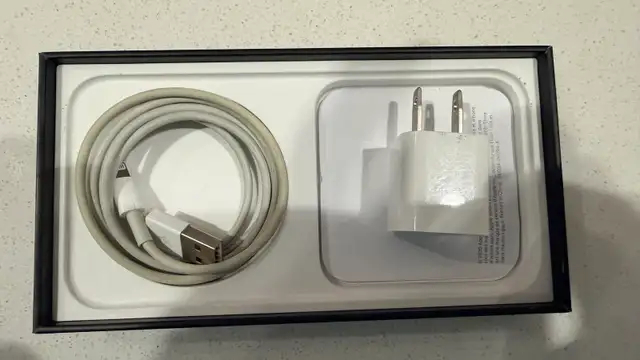IPhone 12 Pro with charger and block - unlocked in Cell Phones in Calgary - Image 3
