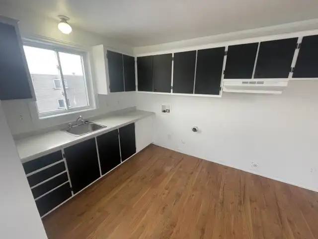 4,5 a louer a Longueuil in Long Term Rentals in Longueuil / South Shore - Image 3