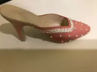 Mini pink porcelain slipper decorative 
