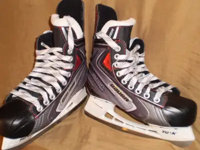 Ice Skates, Size 4 for shoe size 5-5.5, View more