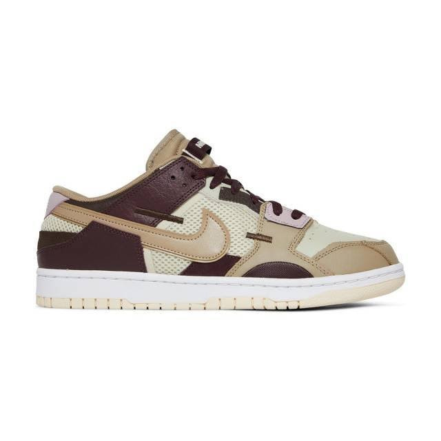 Nike Dunk Low Scrap Tan Brown for sale. Size US 8. in Men's Shoes in Markham / York Region - Image 4