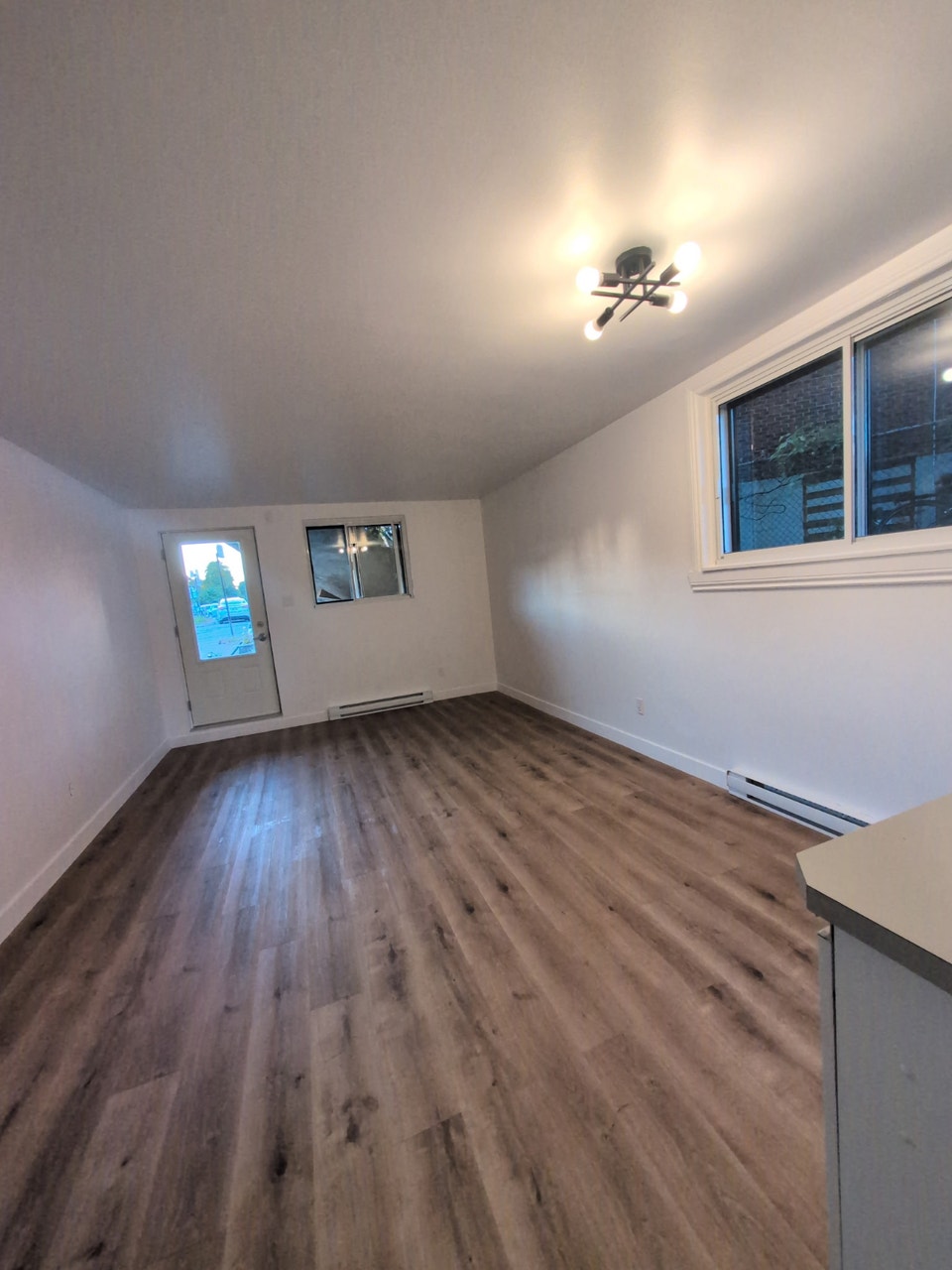Appartement 3 1/2 à louer Ahuntsic 4