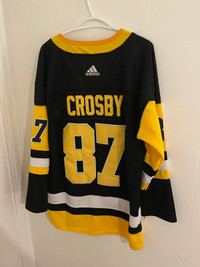 Sidney Crosby 2014 Canada Olympic Replica Jersey - size Youth XL, Hockey, Oshawa / Durham Region