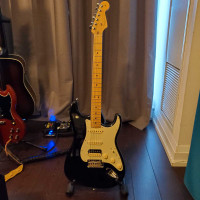 Fender American Stratocaster ( 2016 Professional)