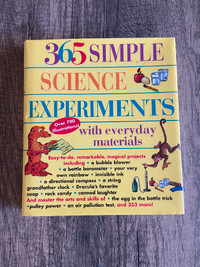 Hardcover 365 Simple Science Experiments with Everyday Materials