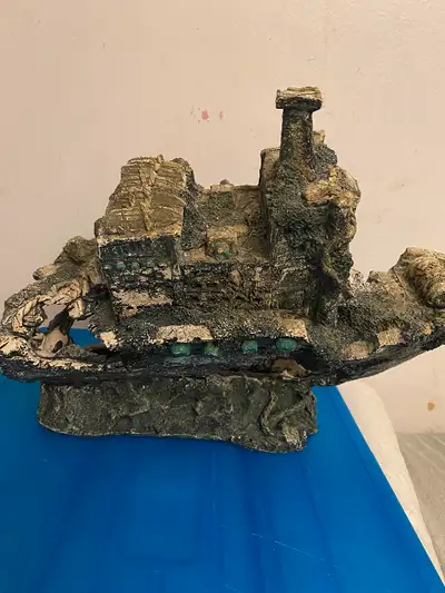 Shipwrecked Aquarium ornament, View more