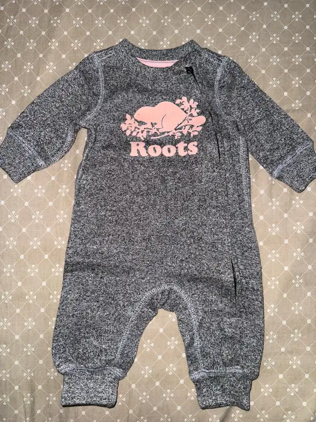 Brand New Infant Onesies in Clothing - 3-6 Months in City of Toronto - Image 5