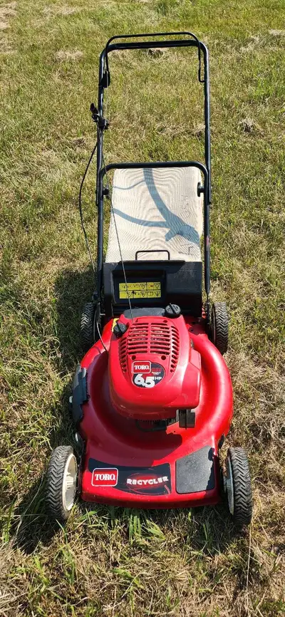 EXCELLENT CONDITION  TORO RECYCLER MOWER, View more