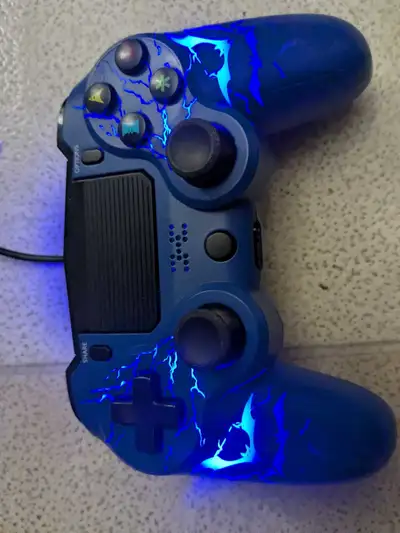 PS4 Controller new, View more