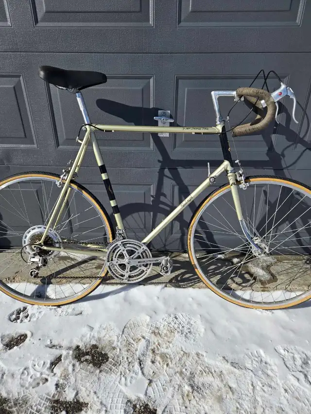 Raleigh Super Grant Prix road bike in Road in Barrie - Image 2