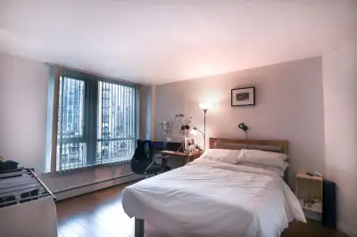 Still in the search for a downtown place that'll knock your socks off? Well, look no further, becaus...