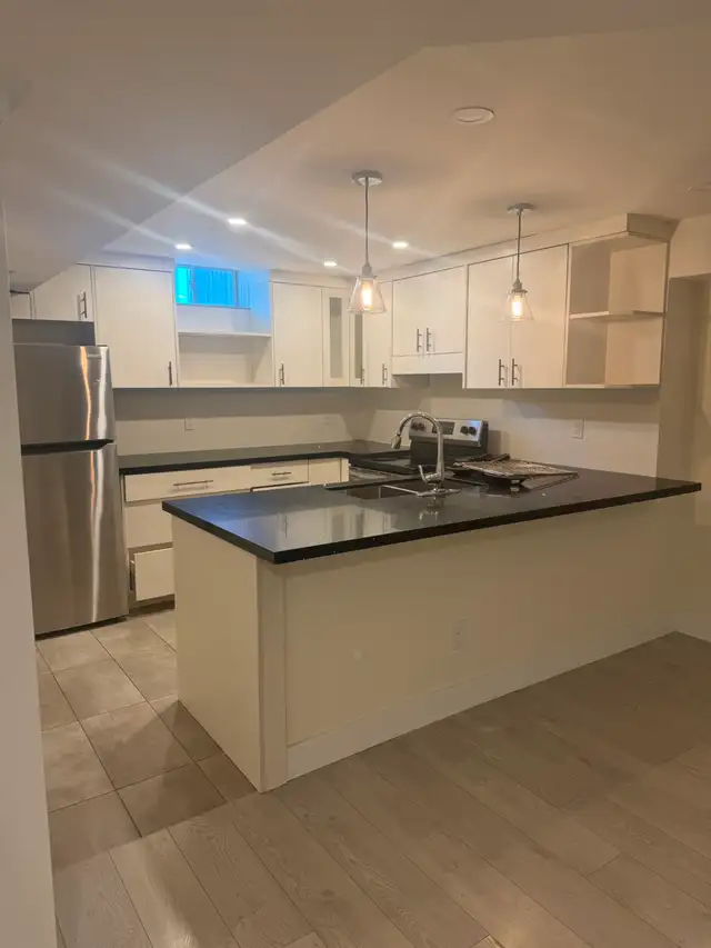 One Bedroom Basement (Pine Valley/Highway 7)