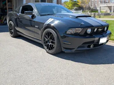 Enkei Raijin wheels in great shape. Few minor blemishes but nothing crazy. The fronts are 19x8.5 and...