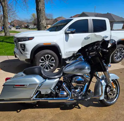 Beautiful condition. Low kilometer bike. Rinehart slip ons and more. Will consider trades for a Harl...