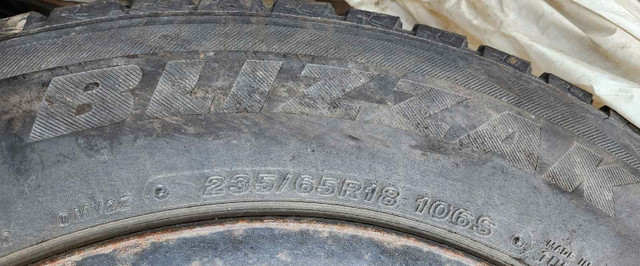 Nissan Pathfinder 4 x 18" Bridgestone Blizzaks Winter Tires Rims in Tires & Rims in Kawartha Lakes - Image 2