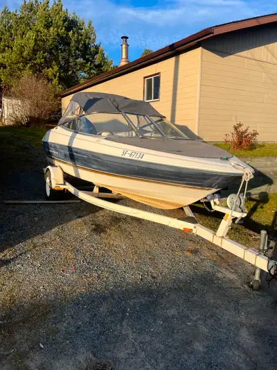 Fiberglass Bayliner Bowrider, trailer and 140hp Outboardzzz full top, decent interior…mostly used on...