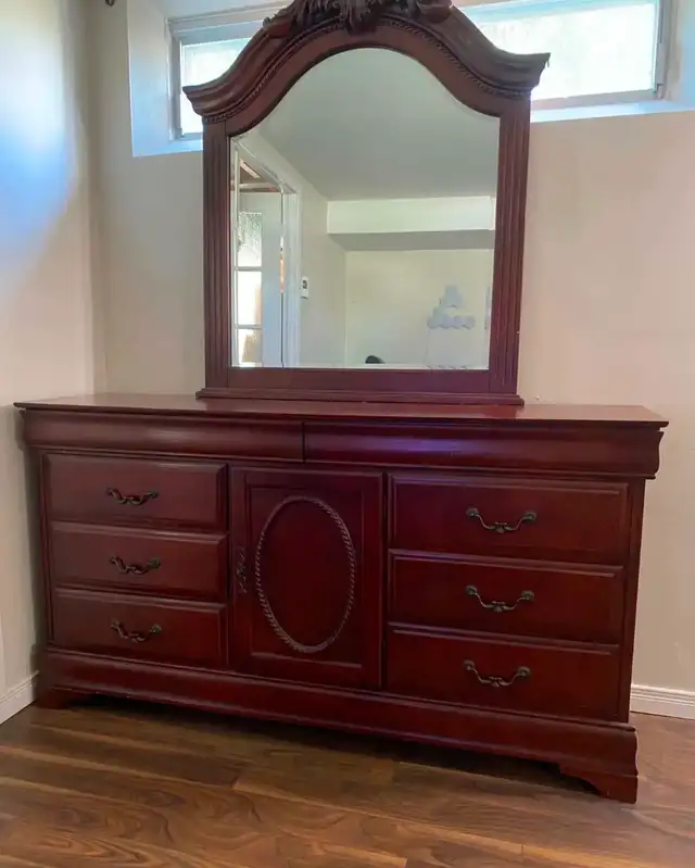 Ensemble de chambre à coucher complet in Multi-item in Longueuil / South Shore - Image 3