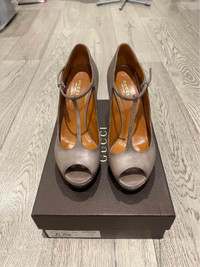 Gucci Peep Toe Doll Heels