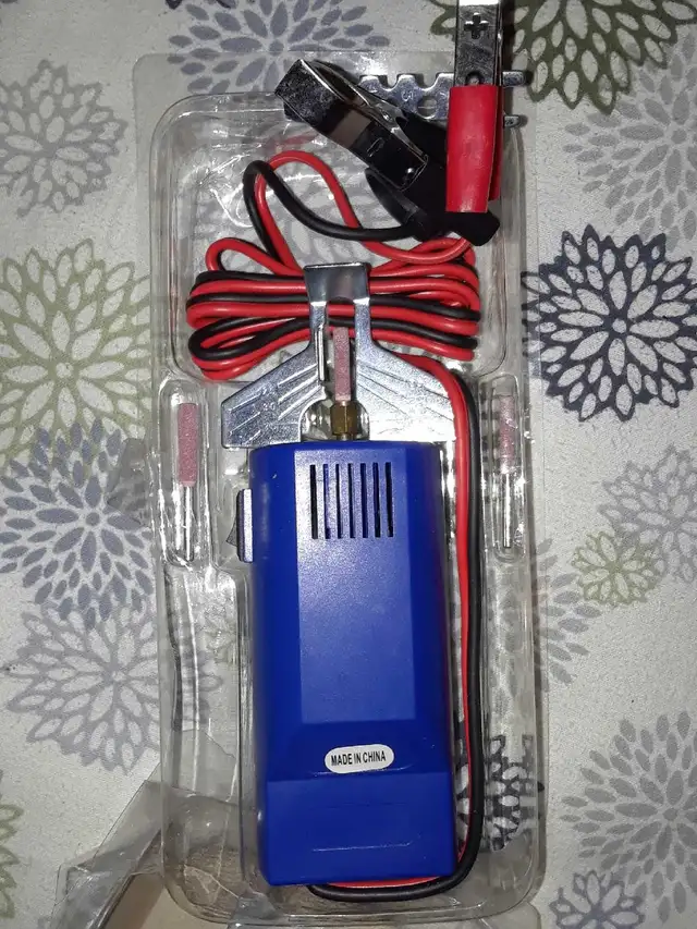 New 12V chainsaw multi-purpose sharpener in Power Tools in Kingston - Image 3