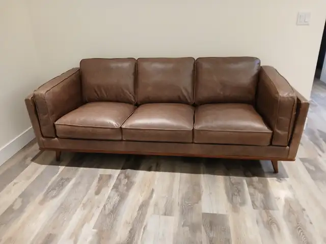 Brand New! Structube "Rowan" Chocolate Leather Sofa (Blind Bay) in Couches & Futons in Kamloops - Image 4