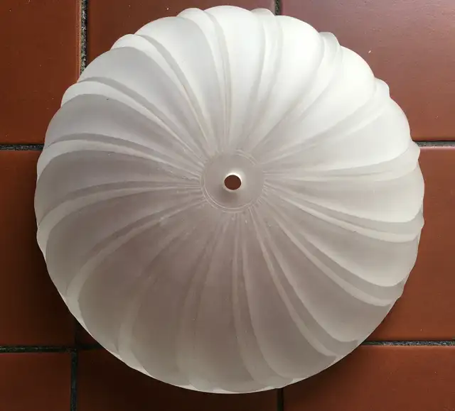 Light/Vintage Lamp Shades in Indoor Lighting & Fans in Ottawa - Image 9