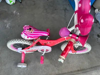 kid’s mini mouse bike with training wheels, View more