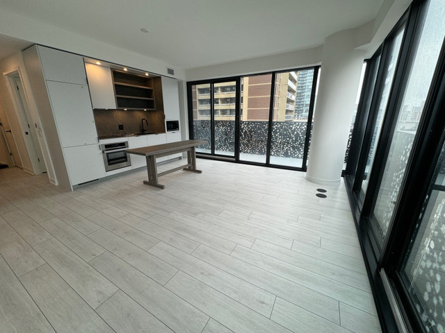 Brand New 3Bdrm Condo for Rent in Long Term Rentals in City of Toronto - Image 3