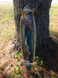 Sector Nine 39" longboard; skate board; planche à roulettes